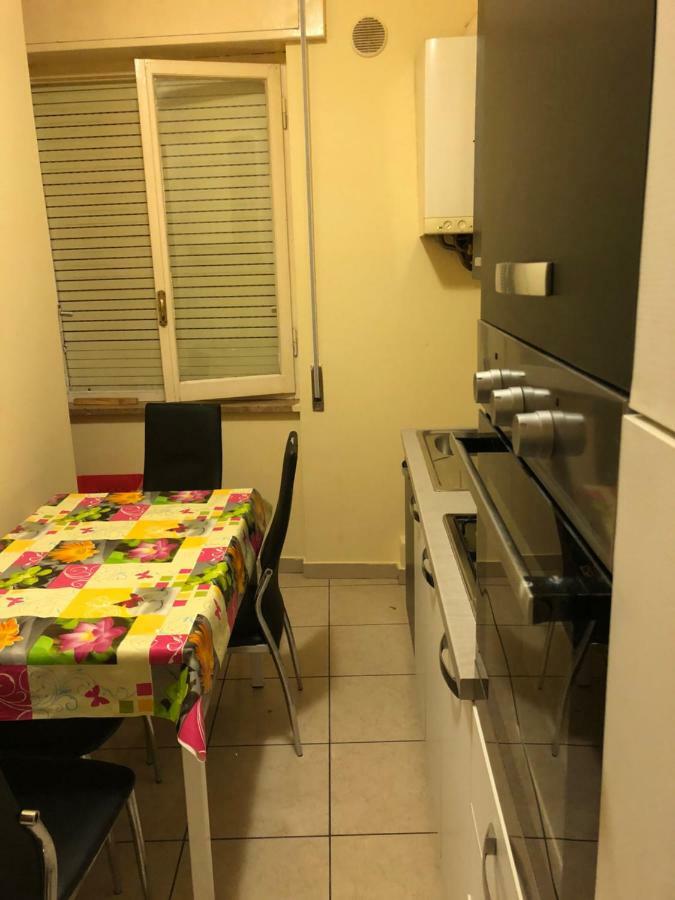 Terni In Centro Apartment Luaran gambar