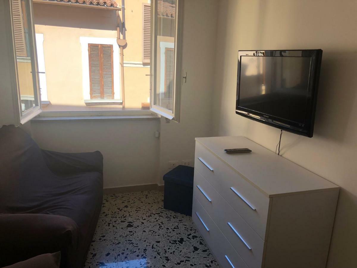 Terni In Centro Apartment Luaran gambar